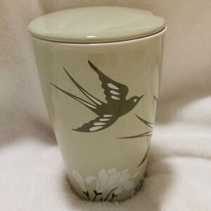 Teaforte Ceramic Green Sparrow Motif Tea Mug with Lid
